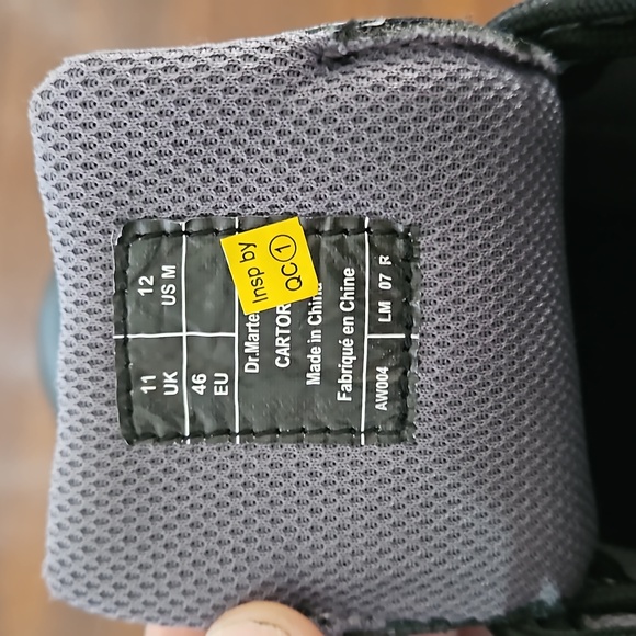 Boots - Picture 3 of 6